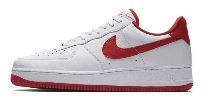 Nike Air Force Low Blancas Logo y Suela Rojas