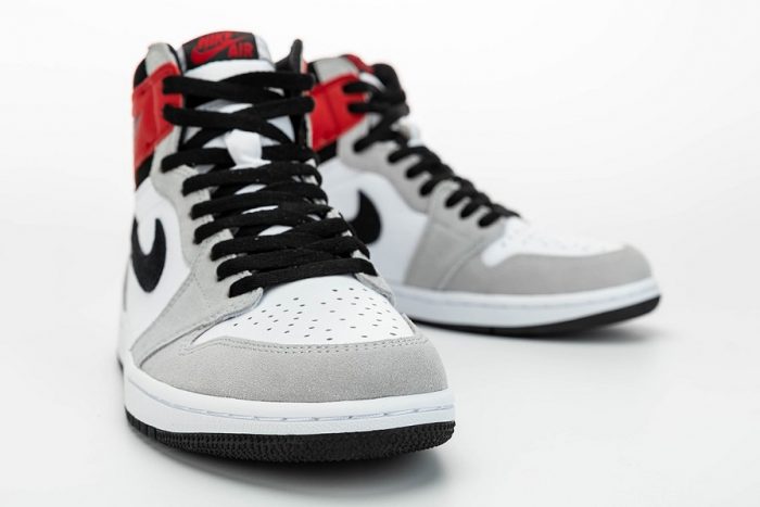 Nike Air Jordan 1 Retro High Smoke Grey Red - Imagen 3