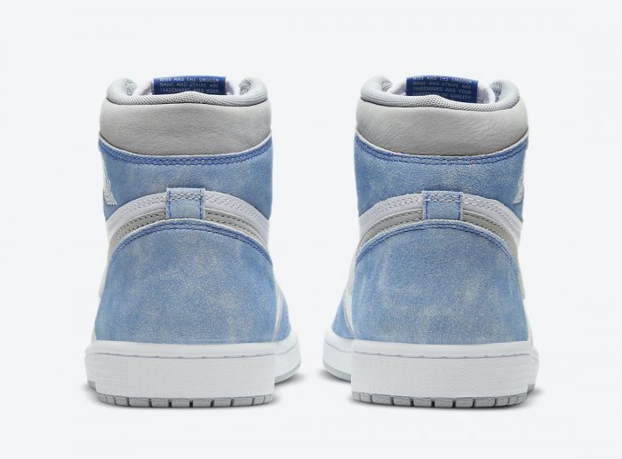 Nike AIr Jordan 1 Retro OG Hyper Royal 1 - Imagen 4